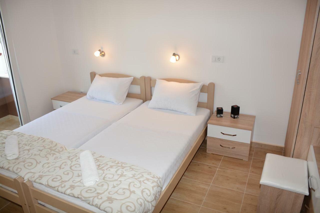 Apartmani Gaga Тиват Экстерьер фото