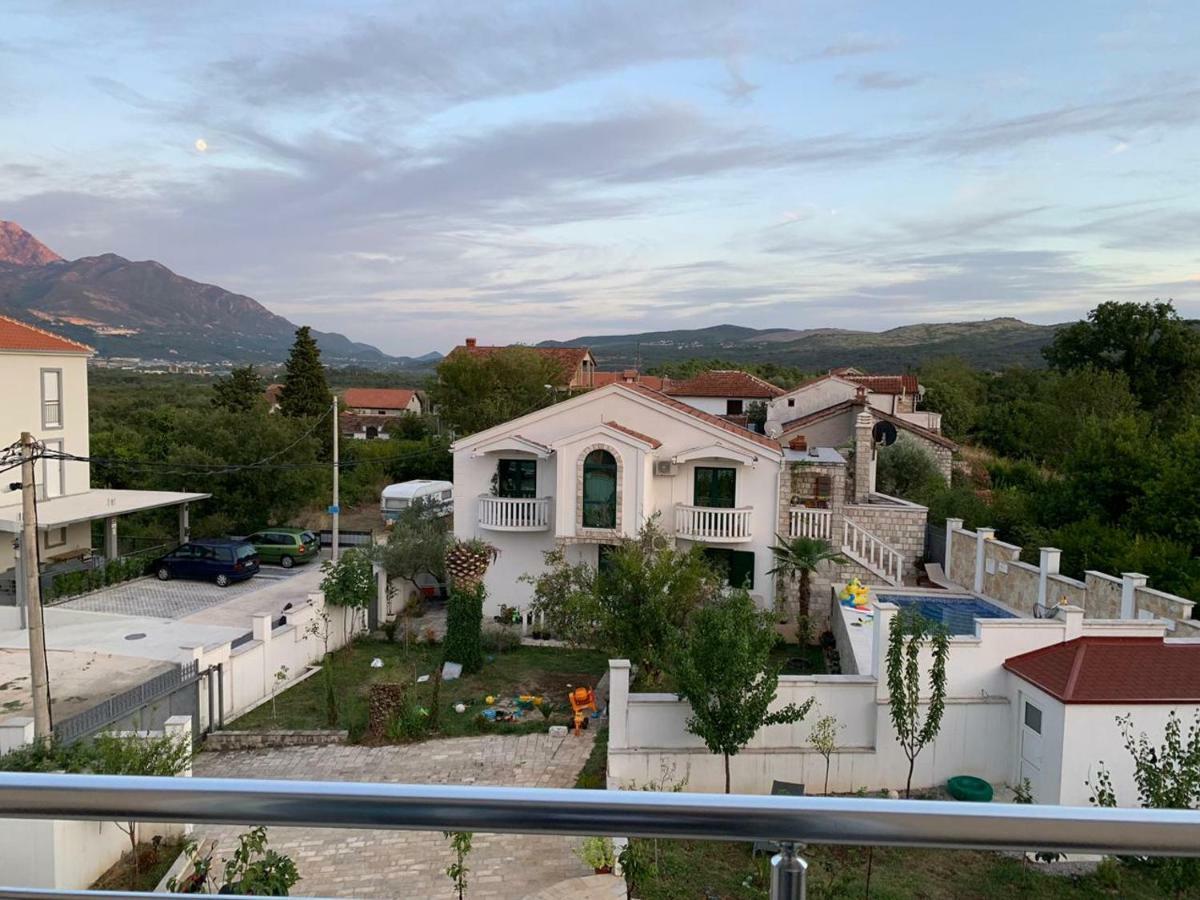 Apartmani Gaga Тиват Экстерьер фото